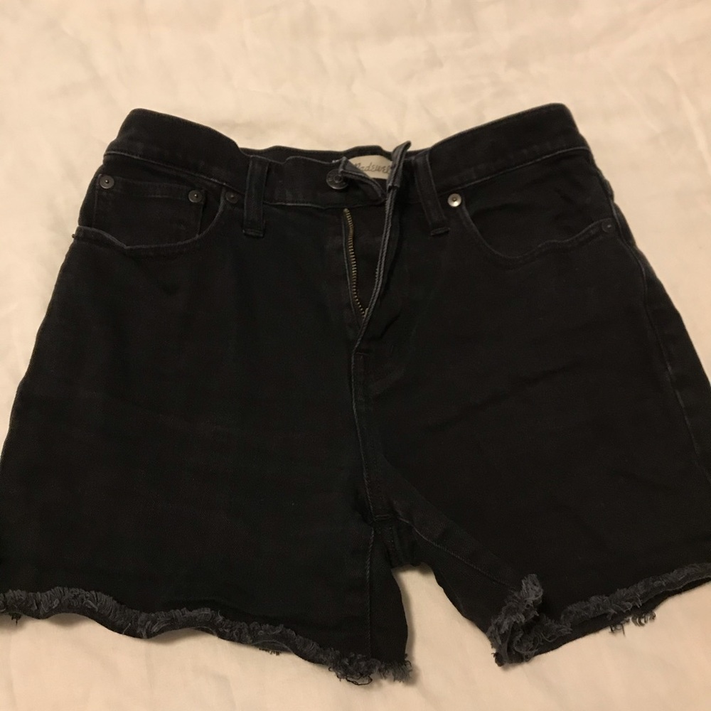 Black Madewell cutoffs